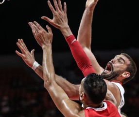 壹号娱乐-蒂姆关键节点突破纪录，西班牙队带队取胜！的简单介绍