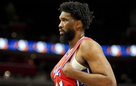 YIHAO-国际比赛日费城76人调整名单以备英超；回应争议环节打磨；底气十足；身体对抗强度拉满的简单介绍