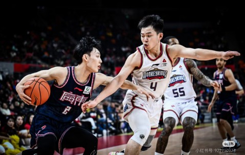 壹号-CBA季后赛赛程吃紧，广东宏远加时末段刷新队史纪录，话题不断，轮换策略成焦点的简单介绍