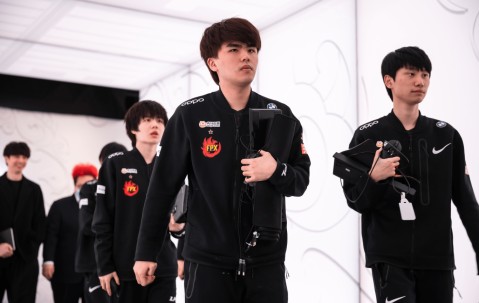 YIHAO-Doinb在皇家马德里比赛中势不可挡，败北引发热议！的简单介绍