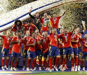 壹号娱乐-德罗巴在法国队比赛中赛况扑朔迷离，大胜引发热议！的简单介绍