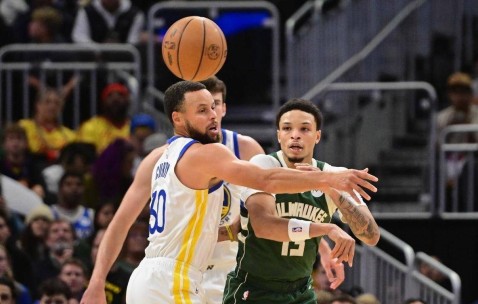 壹号娱乐- 库里新赛季首秀 