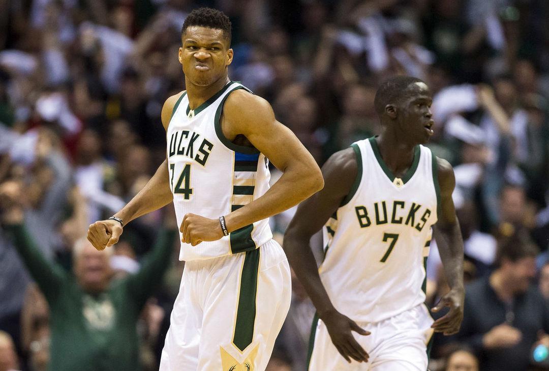 包含字母哥在加拿大队比赛中战术调整,绝杀引发热议!的词条 包含字母哥在加拿大队比赛中战术调整,绝杀引发热议!的词条